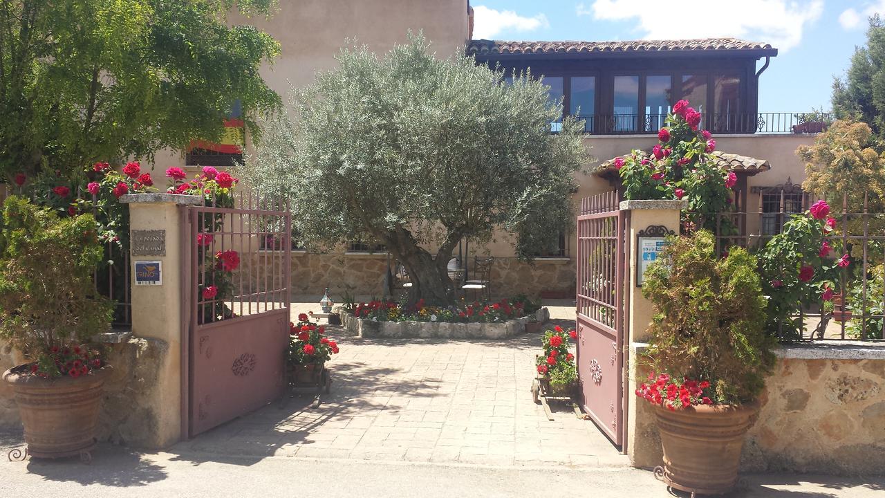 La Posada Del Canal Villanueva de San Mancio 外观 照片